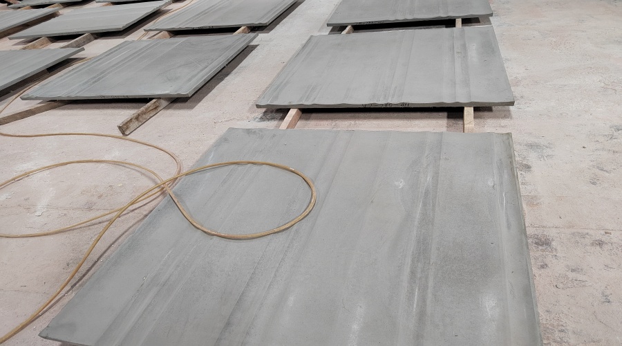 廣州花都區老城區停車場改造GRC清水混凝土墻板工程案例