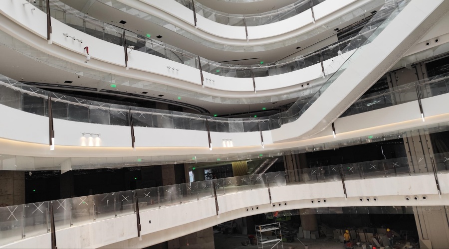 GRG廠家-廣州國際金融城君超商場GRG吊頂攔河項目