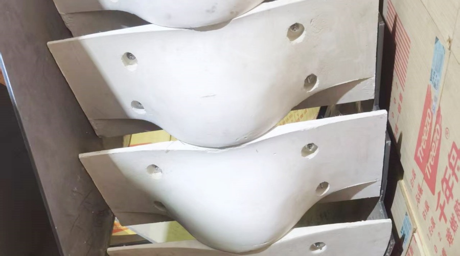 山東皇家私人定制GRG旋轉樓梯魚骨造型